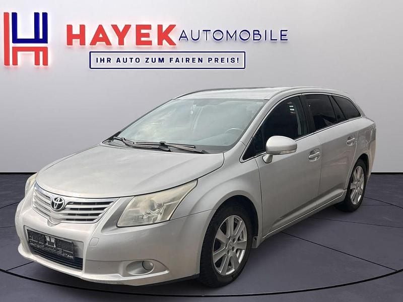Silber Gebraucht 2009 Toyota Avensis Executive Kombi | 2.999 € (Fairer Preis) - Bild 1/4