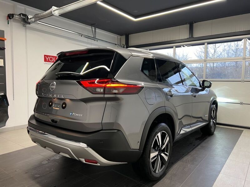 Gebraucht Nissan X-Trail Tekna 204 PS (150 kW) 2024 Grau SUV