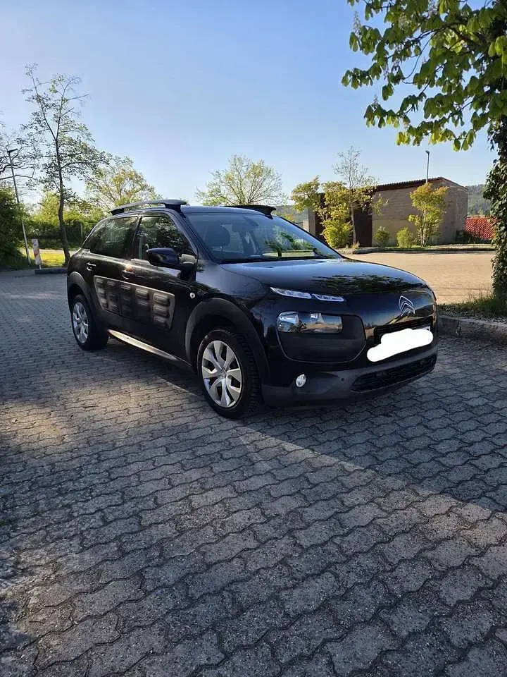 Gebraucht Citroën C4 Live 110 PS (80 kW) 2015 Schwarz Limousine