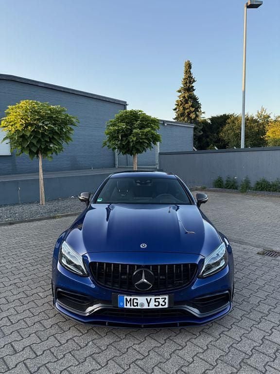 Blau Gebraucht 2019 Mercedes C63S AMG AMG Coupé | 65.500 € (Superpreis) - Bild 1/4