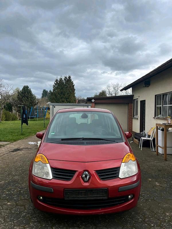 Gebraucht Renault Modus 88 PS (64 kW) 2006 Rot Van / Kleinbus