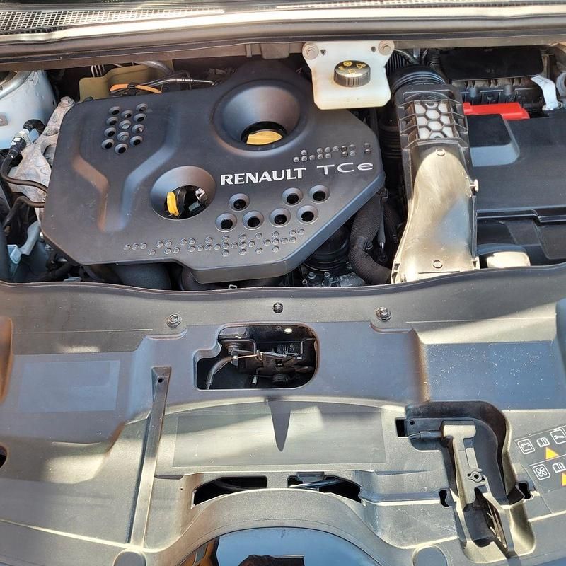 Gebraucht Renault Espace Elysee 224 PS (164 kW) 2018 Weiß Van / Kleinbus