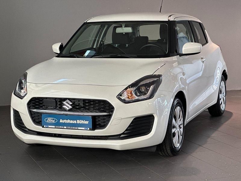 Weiß Gebraucht 2022 Suzuki Swift Kleinwagen | 14.990 € (Fairer Preis) - Bild 1/4