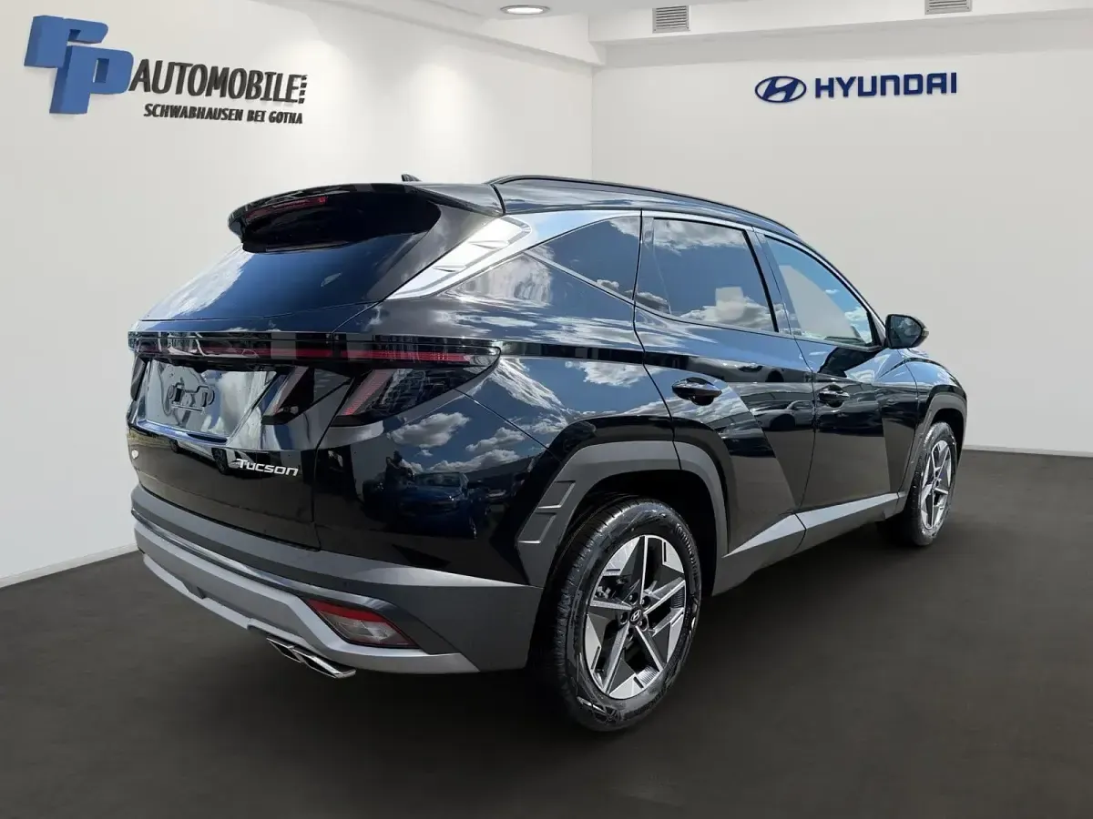 Neu Hyundai Tucson Comfort 150 PS (110 kW) 2026 Schwarz SUV