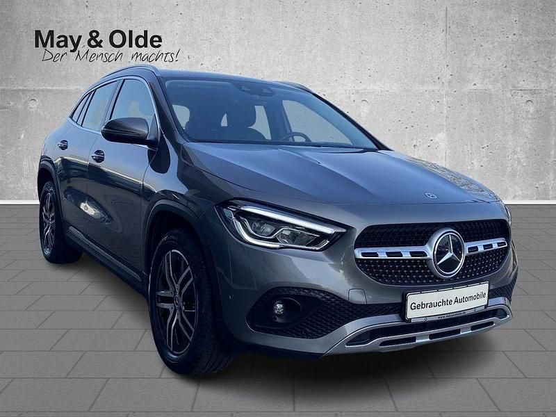 Gebraucht Mercedes GLA200 Progressive 150 PS (110 kW) 2021 Grau SUV