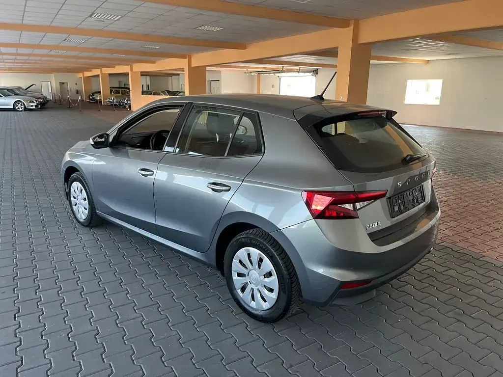 Gebraucht Skoda Fabia Selection 80 PS (58 kW) 2025 Grau Kleinwagen
