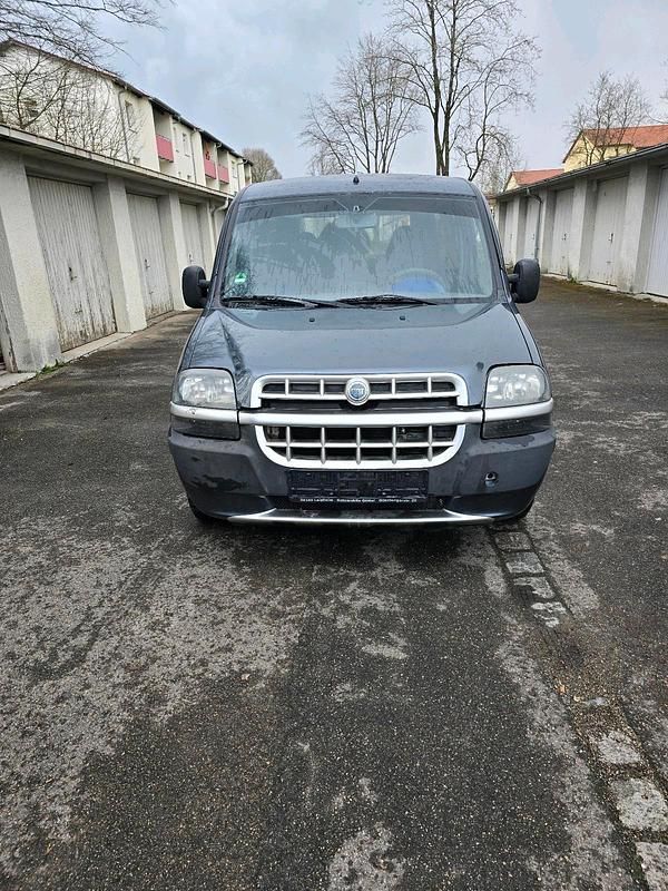 Grau Gebraucht 2003 Fiat Doblò Van / Kleinbus | 1.000 € (Fairer Preis) - Bild 1/4