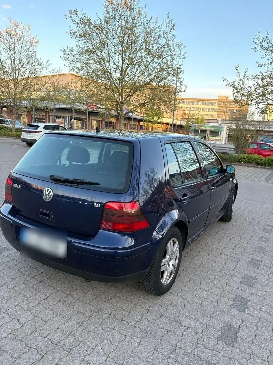 Gebraucht VW Golf III Comfortline 101 PS (74 kW) 1999 Blau Limousine
