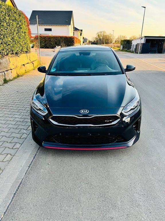 Gebraucht Kia ProCeed GT 204 PS (150 kW) 2021 Schwarz Kombi