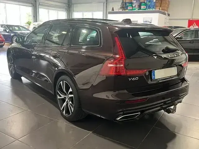Gebraucht Volvo V60 341 PS (250 kW) 2021 Braun Kombi
