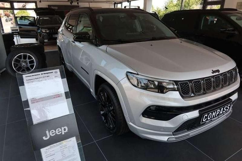 Glacier met. (vr348) Gebraucht 2023 Jeep Compass SUV | 26.990 € (Guter Preis) - Bild 1/4
