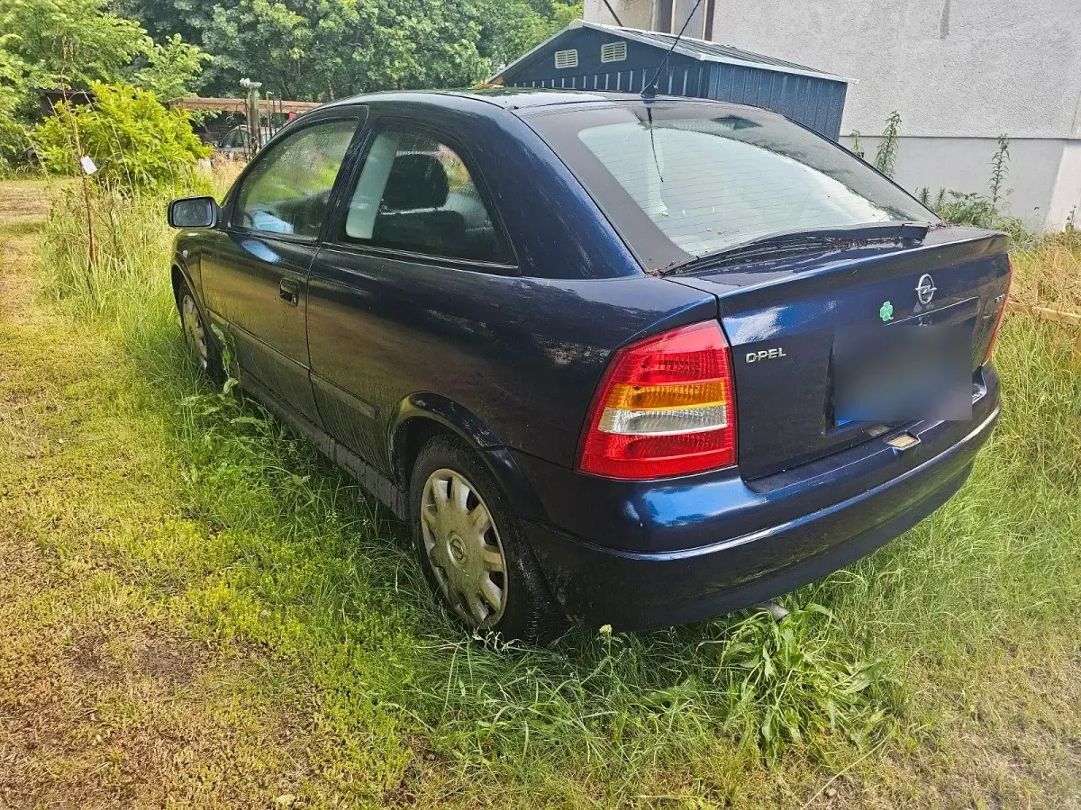 Gebraucht Opel Astra 101 PS (74 kW) 1998 Blau Limousine