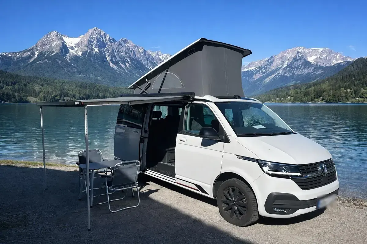 Gebraucht VW California Beach 150 PS (110 kW) 2023 Weiß Van