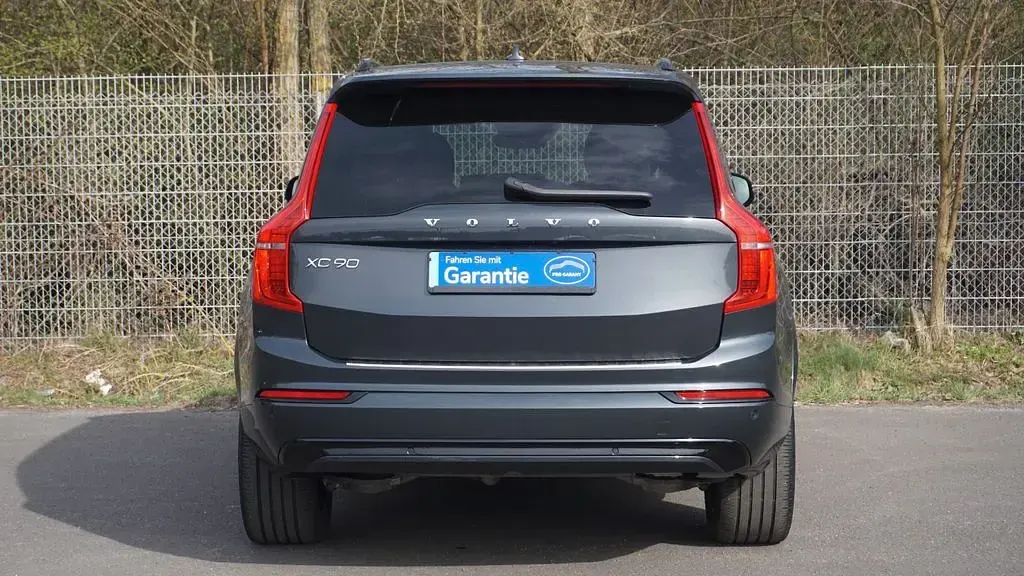 Second-hand Volvo XC90 R-Design 235 CP (172 kW) 2022 Gri SUV