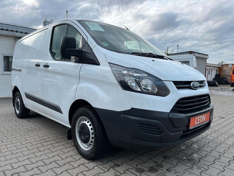 Weiß Gebraucht 2015 Ford Transit Custom Van / Kleinbus | 10.900 € (Superpreis) - Bild 1/4