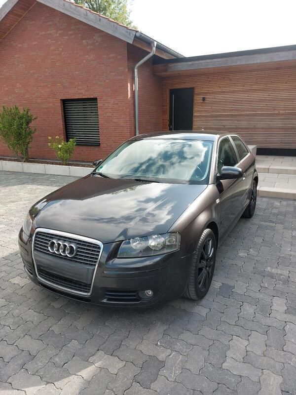 Grau Gebraucht 2007 Audi A3 Coupé | 3.300 € (Guter Preis) - Bild 1/4