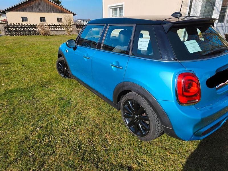 Second-hand Mini Cooper SD 170 CP (125 kW) 2016 Albastru Hatchback