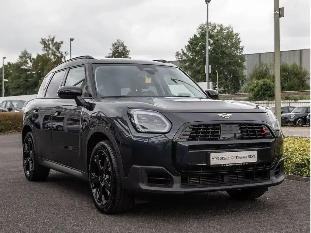 Gebraucht Mini Countryman Classic 218 PS (160 kW) 2025 Grau SUV