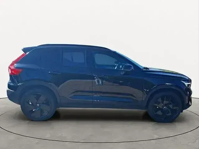 Gebraucht Volvo XC40 Plus 163 PS (119 kW) 2025 Schwarz SUV