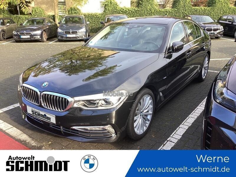 Schwarz Gebraucht 2018 BMW 520 Luxury Line Limousine | 21.790 € (Teuer) - Bild 1/3