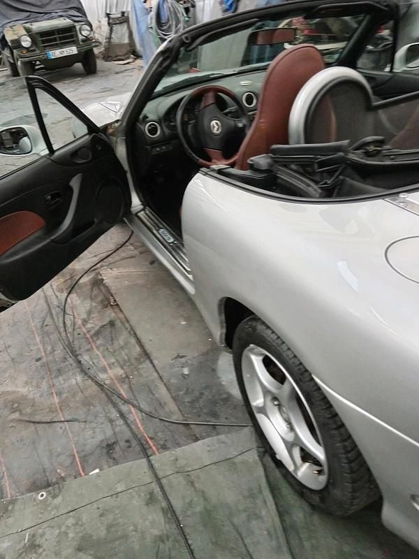 Gebraucht Mazda MX5 110 PS (80 kW) 2002 Silber Cabrio