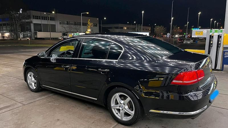 Gebraucht VW Passat 160 PS (117 kW) 2014 Schwarz Limousine