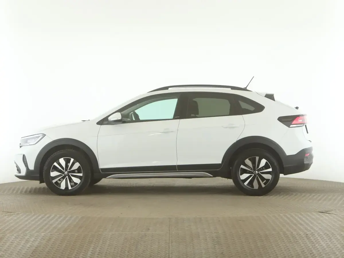 Gebraucht VW Taigo Move 110 PS (80 kW) 2023 Pure white SUV