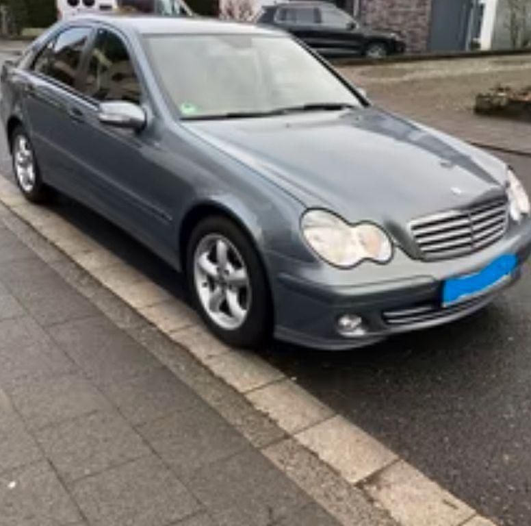 Gebraucht Mercedes C180 Elegance 143 PS (105 kW) 2004 Grau Limousine