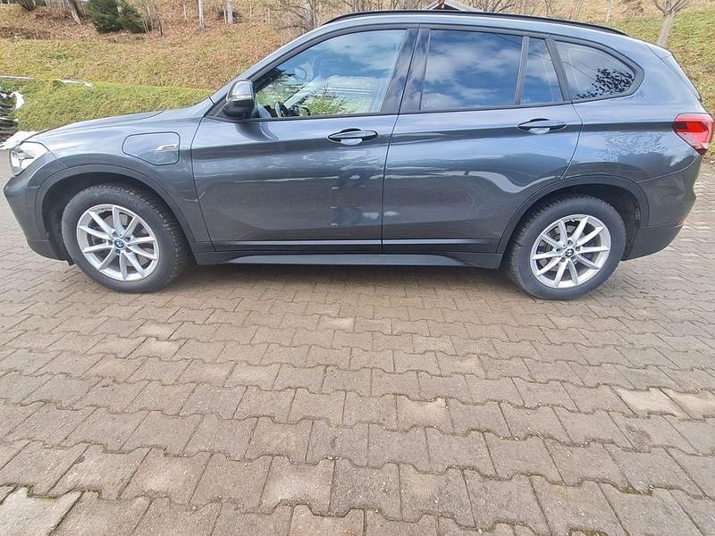 Gebraucht BMW X1 Advantage 221 PS (162 kW) 2022 Grau SUV