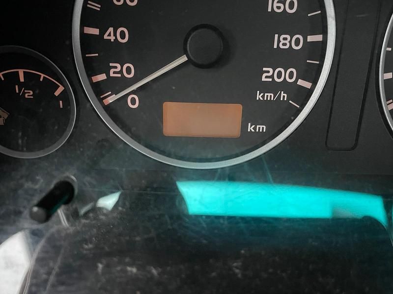 Second-hand Mitsubishi Space Star 120 CP (88 kW) 2005 Gri Berlinǎ