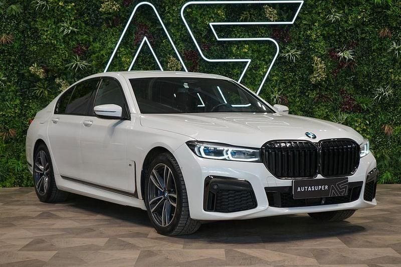 Weiß Gebraucht 2021 BMW 740 Sport Line Limousine | 42.450 € (Guter Preis) - Bild 1/3