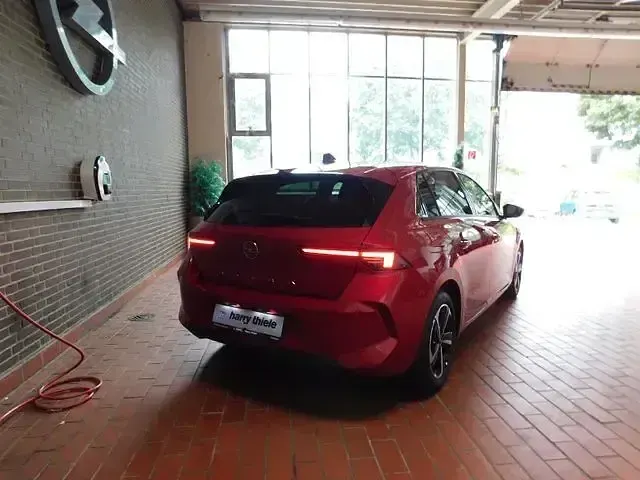 Gebraucht Opel Astra Edition 110 PS (80 kW) 2024 Andere Kleinwagen