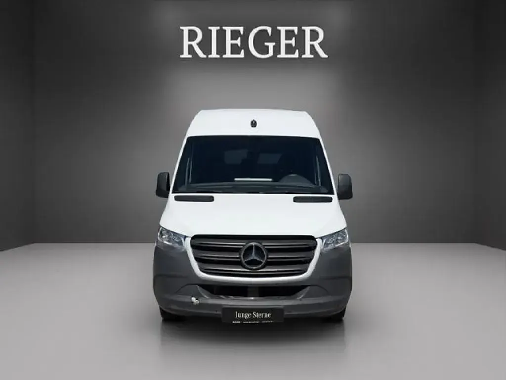 Second-hand Mercedes Sprinter 170 CP (125 kW) 2022 Alb Van