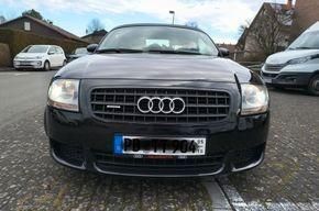 Schwarz Gebraucht 2005 Audi TT Roadster Sport Cabrio | 18.900 € - Bild 1/4