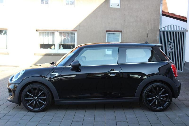 Gebraucht Mini ONE 102 PS (75 kW) 2017 Schwarz Kleinwagen