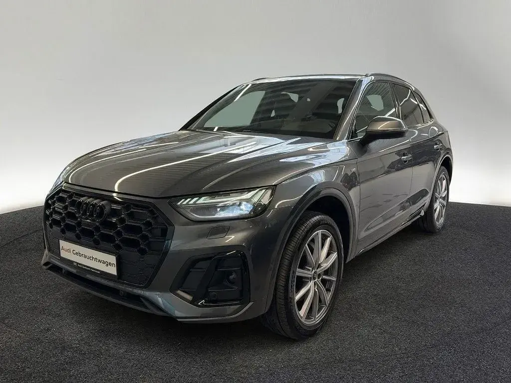 Gebraucht Audi Q5 Ambiente 204 PS (150 kW) 2025 Daytonagrau perleffekt SUV