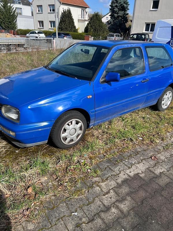 Gebraucht VW Golf III 75 PS (55 kW) 1997 Blau Kleinwagen