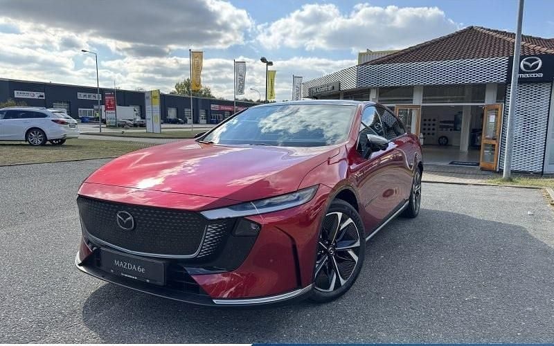 Rot Neu 2025 Mazda 6e Takumi-Line Limousine | 39.450 € (Guter Preis) - Bild 1/4