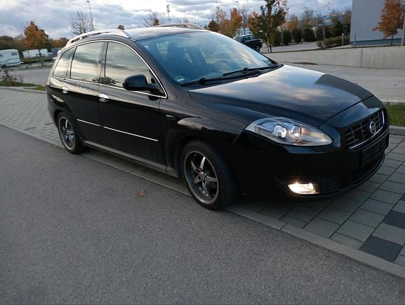 Schwarz Gebraucht 2009 Fiat Croma Kombi | 1.750 € (Superpreis) - Bild 1/4