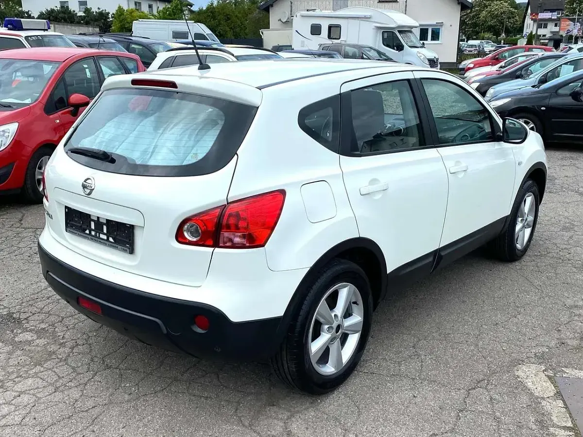 Gebraucht Nissan Qashqai Acenta 141 PS (103 kW) 2008 White (s) SUV