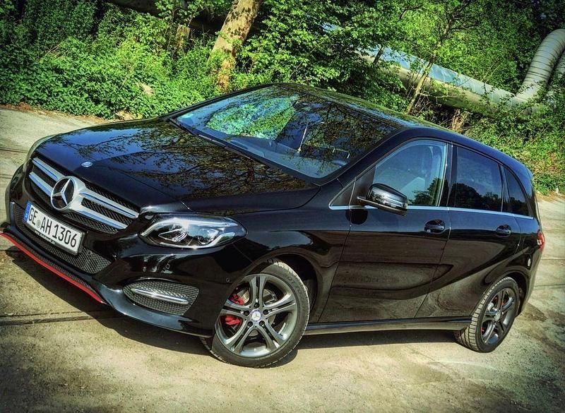 Gebraucht Mercedes B180 109 PS (80 kW) 2016 Schwarz Van / Kleinbus