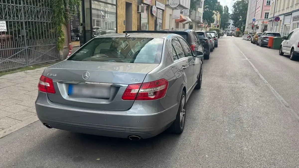 Gebraucht Mercedes E350 296 PS (217 kW) 2009 Grau Limousine
