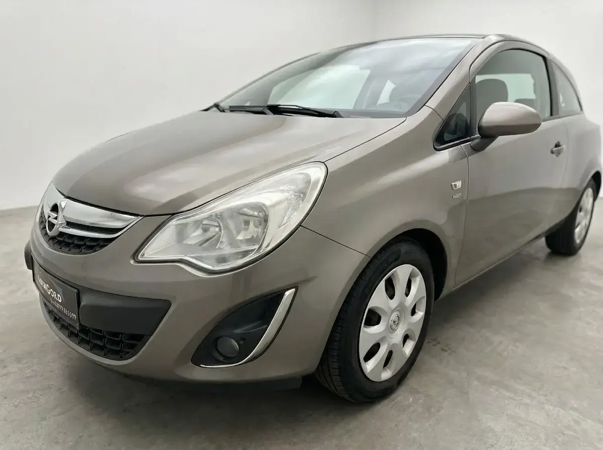 Gebraucht Opel Corsa Satellite 87 PS (63 kW) 2011 Braun Kleinwagen