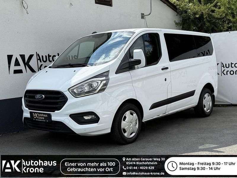 Weiß Gebraucht 2019 Ford Transit Custom Trend Van / Kleinbus | 17.870 € (Guter Preis) - Bild 1/4