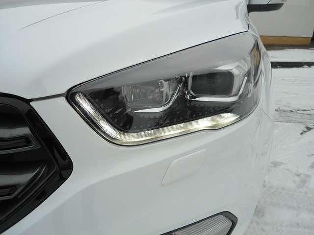 Gebraucht Ford Kuga ST-Line 150 PS (110 kW) 2018 Frostweiß SUV