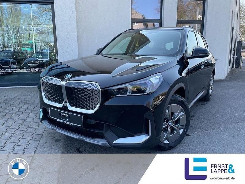 Neu BMW iX1 150 kW (204 PS) 2026 Schwarz uni SUV