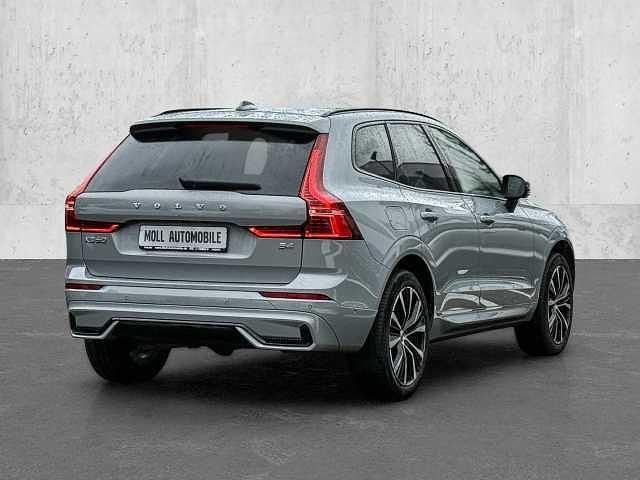 Gebraucht Volvo XC60 Plus 197 PS (144 kW) 2023 Grau SUV