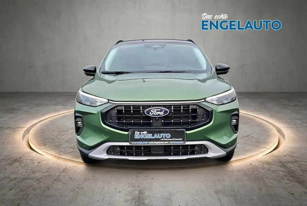 Gebraucht Ford Kuga Active X 152 PS (111 kW) 2025 Bursting green SUV