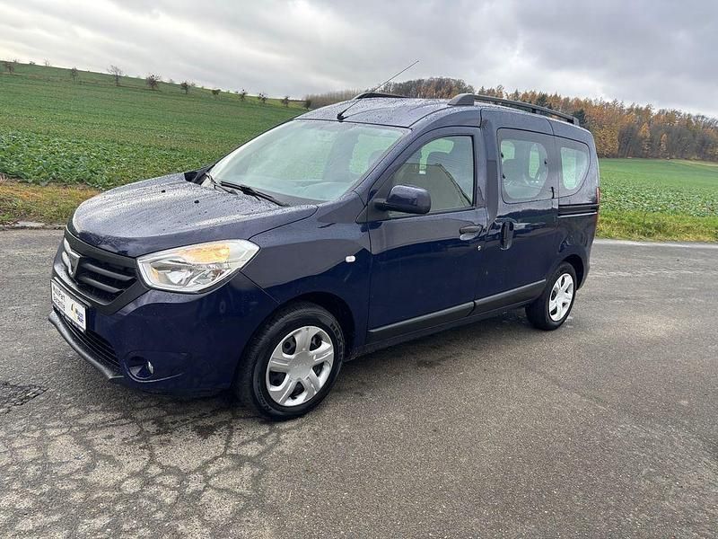 Gebraucht Dacia Dokker Lauréate 116 PS (85 kW) 2017 Blau Van / Kleinbus