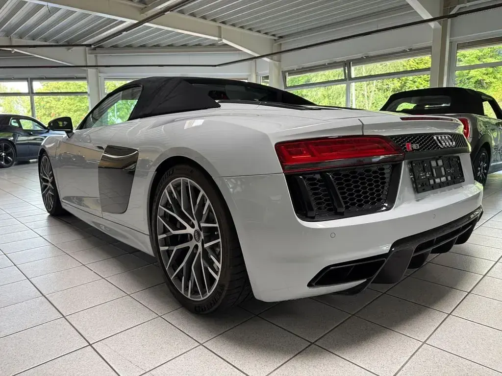 Gebraucht Audi R8 Spyder Sport 540 PS (397 kW) 2017 Grau Cabrio